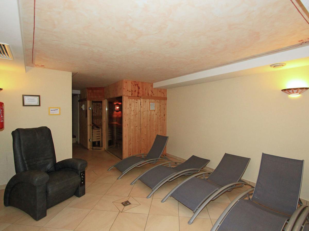 Almrose Apartment Stumm Exterior photo